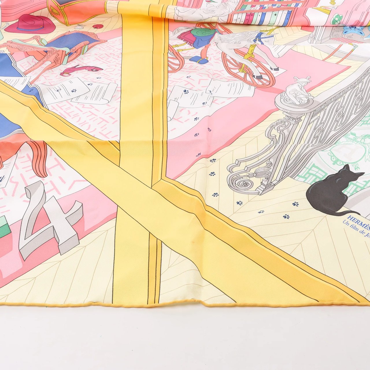 Hermès Hermès Carré 90 "MYSTERE AU 24" Silk handkerchief in Multicolor Divers