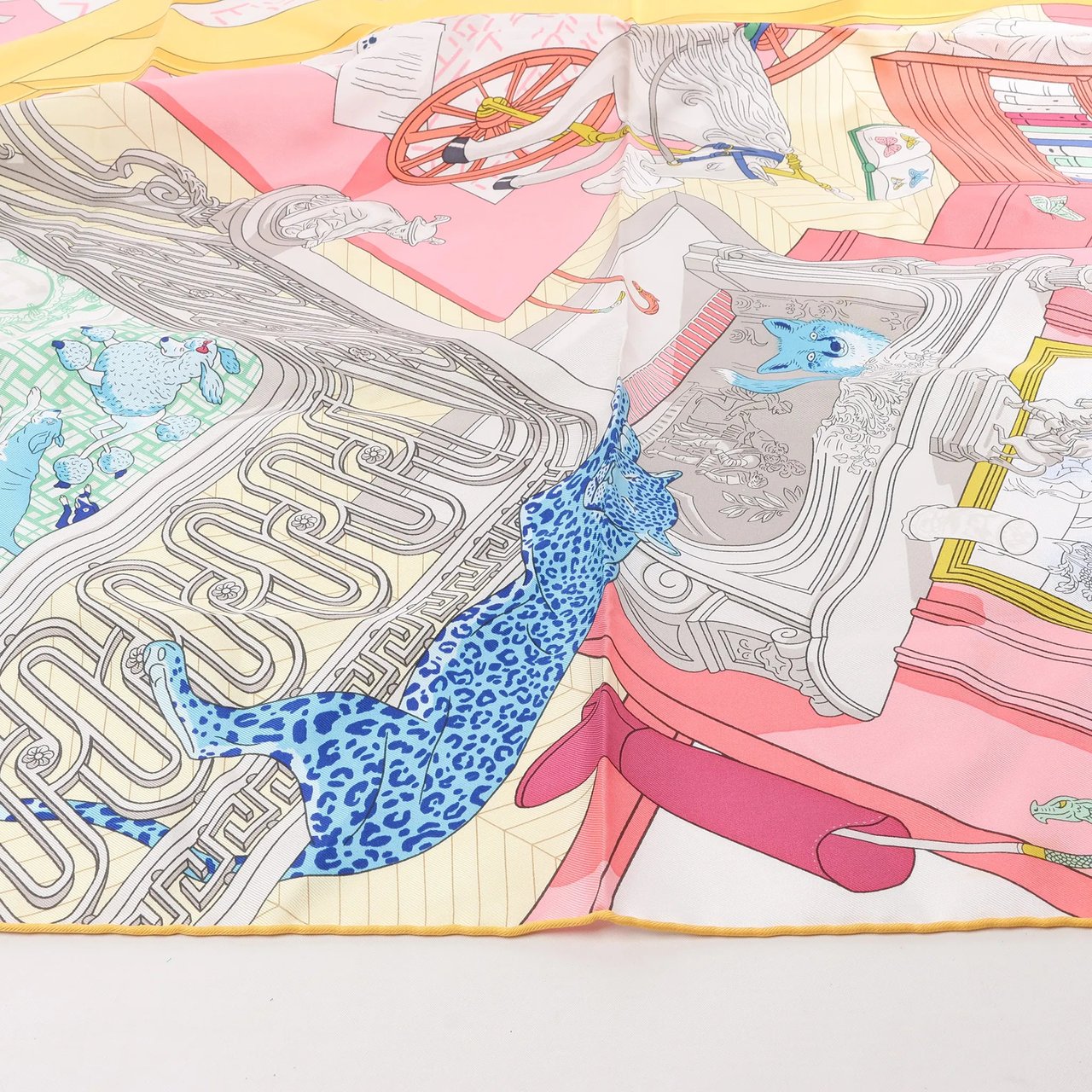 Hermès Hermès Carré 90 "MYSTERE AU 24" Silk handkerchief in Multicolor Divers