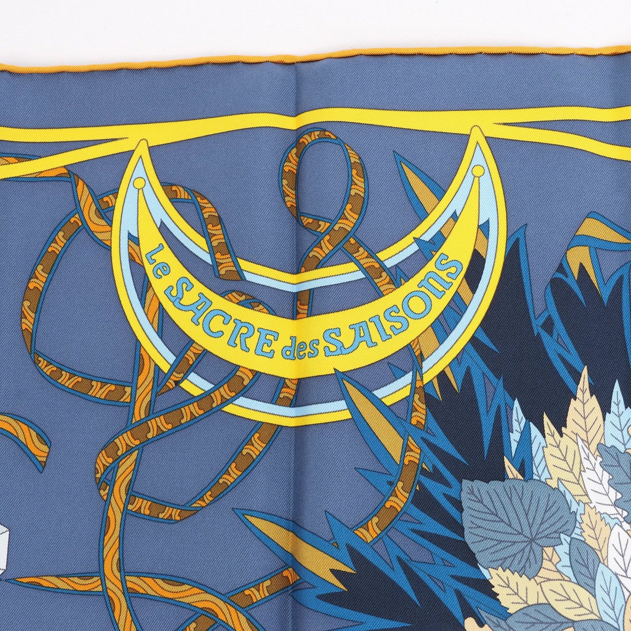 Hermès Hermès Carré 90 "Le Sacre des Saisons" Silk handkerchief in Gray Grijs