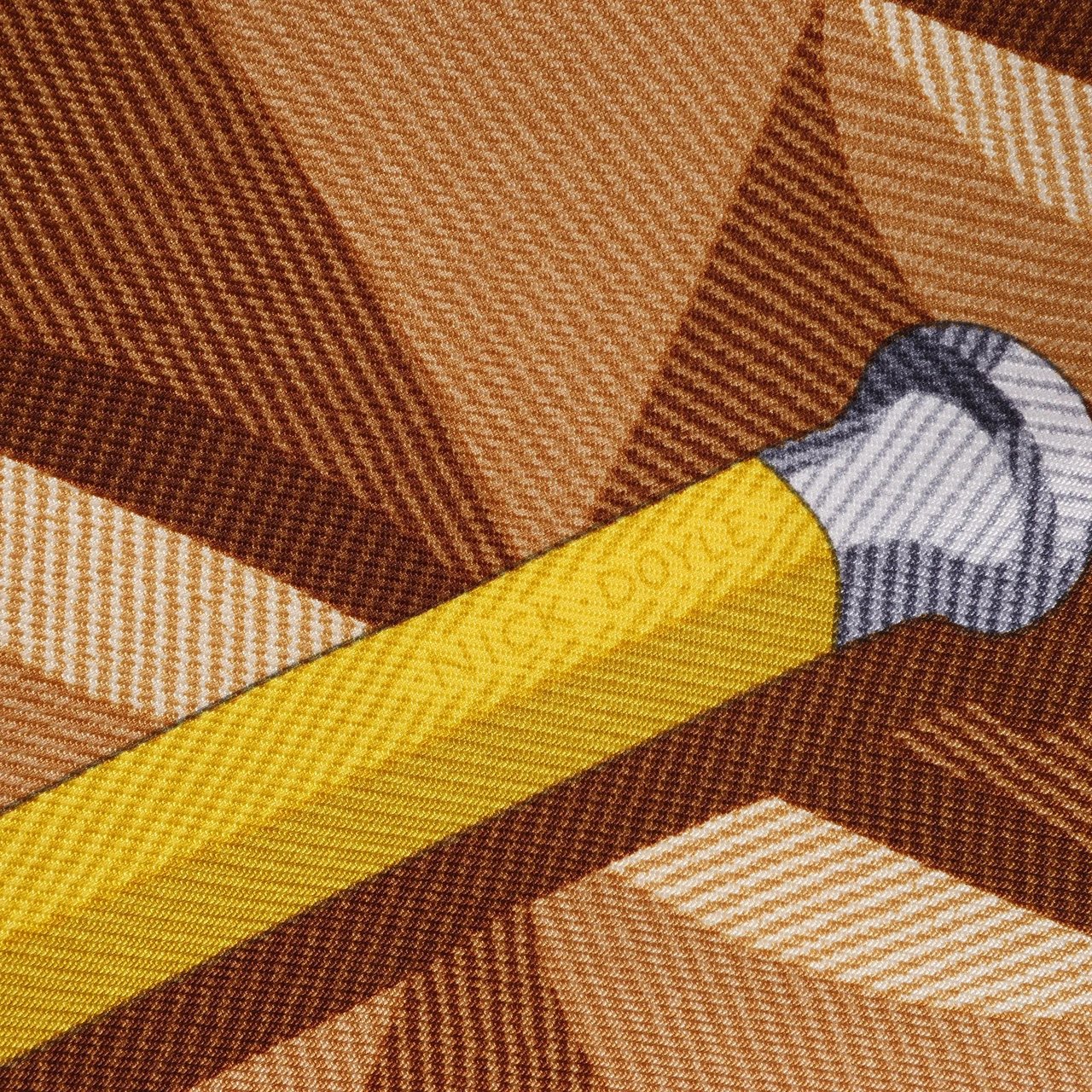 Hermès Hermès Carré 90 "BEAUTE COMPOSEE" Silk handkerchief in Orange Oranje