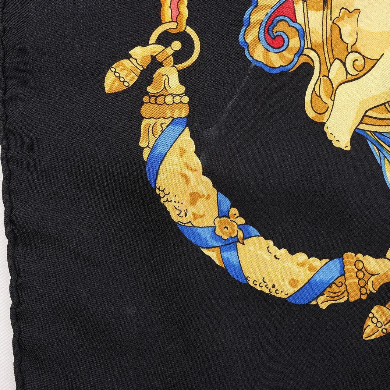 Hermès Hermès Carré 90 "HOMMAGE A CHARLES GARNIER" Silk handkerchief in Black Zwart