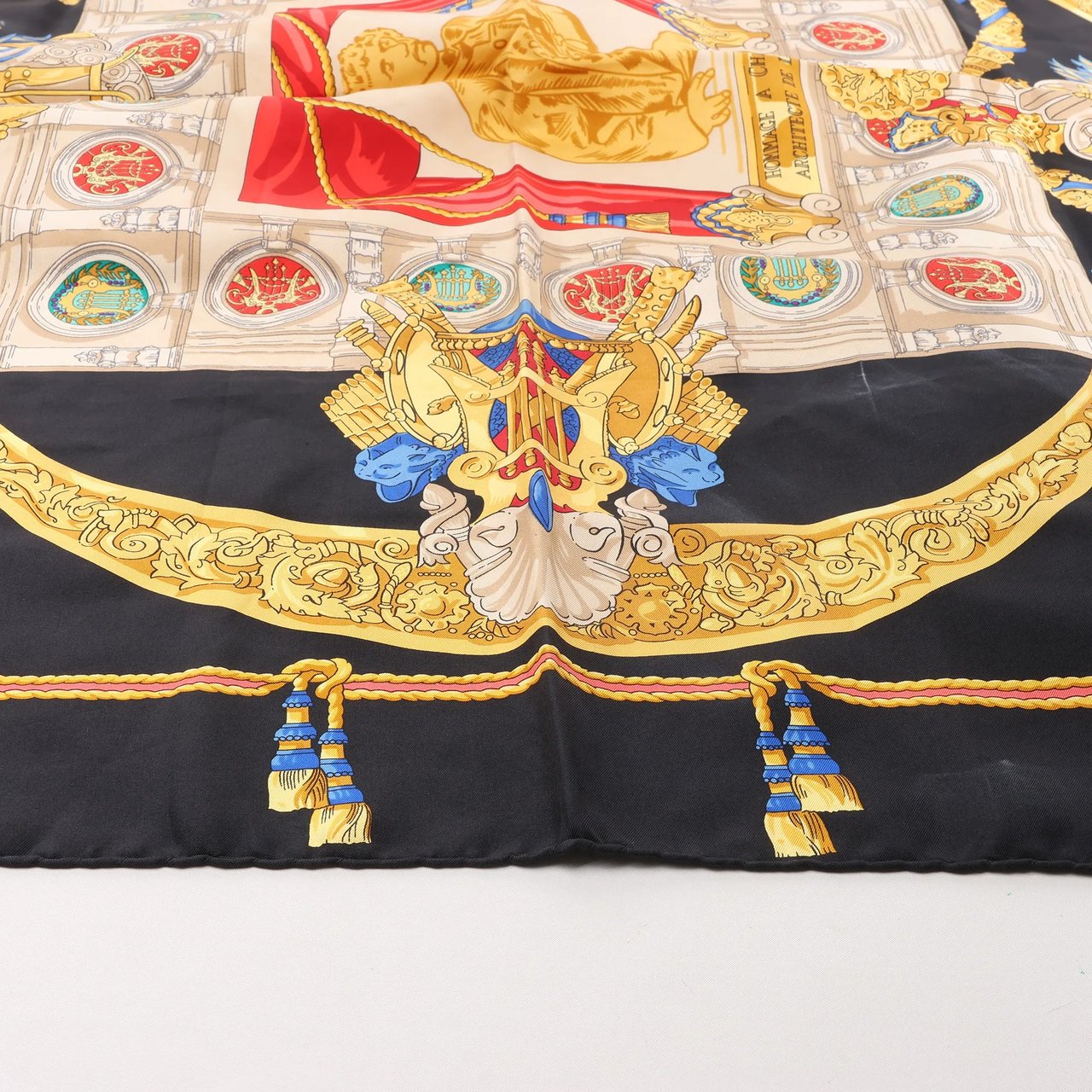 Hermès Hermès Carré 90 "HOMMAGE A CHARLES GARNIER" Silk handkerchief in Black Zwart