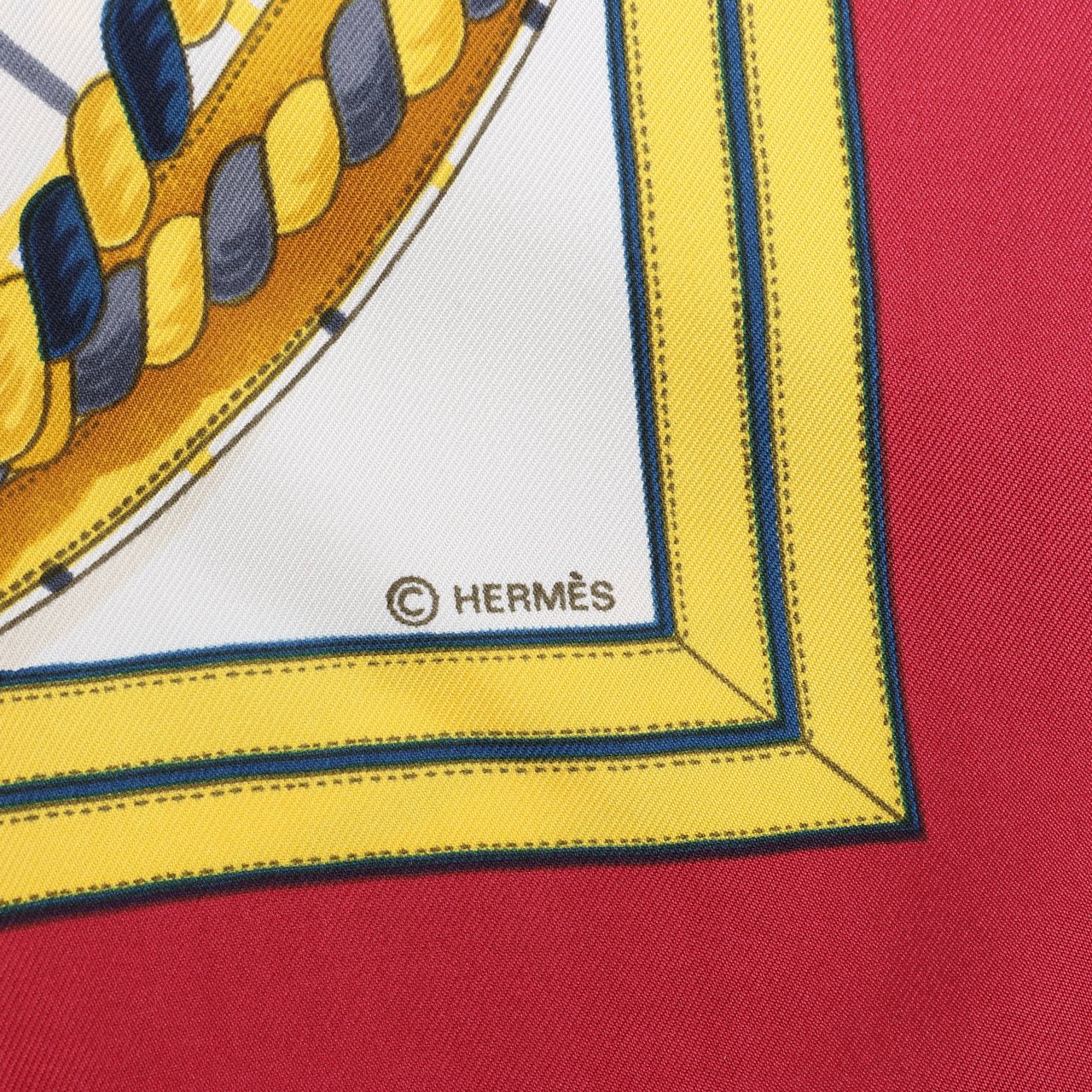 Hermès Hermès Carré 90 "GRANDE TENUE" Silk handkerchief in Burgundy Maroon