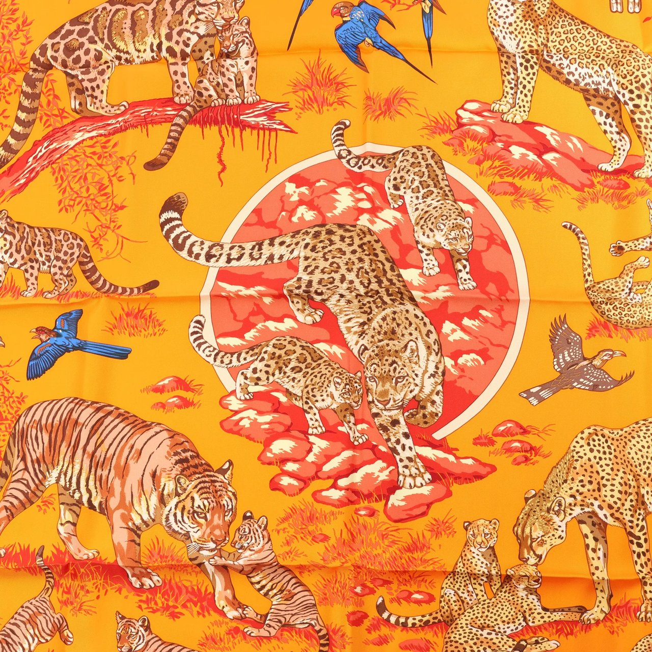 Hermès Hermès Carré 90 "Tendresse Feline" Silk handkerchief in Orange Oranje