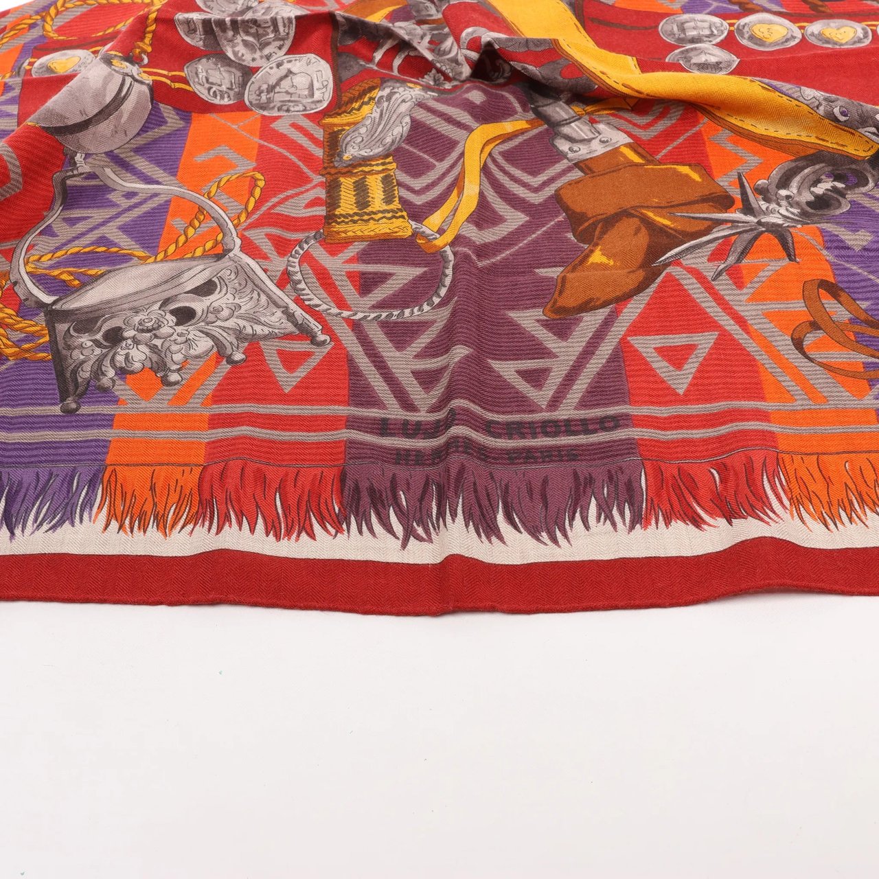 Hermès Hermès Carré 90 "LUJO CRIOLLO" Cashmere & Silk handkerchief in Red Rood