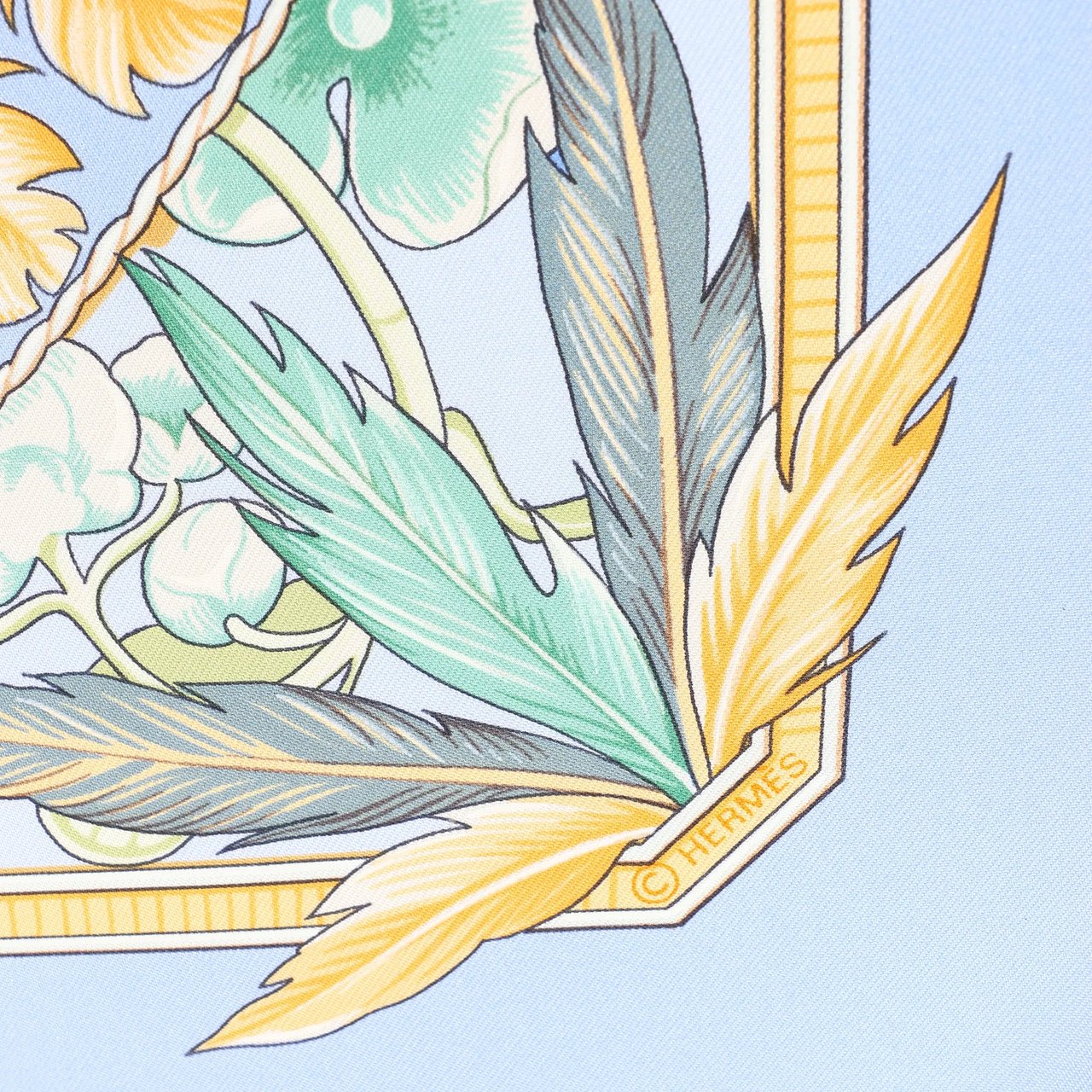 Hermès Hermès Carré 90 "AMAZONIA" Silk handkerchief in Blue Blauw