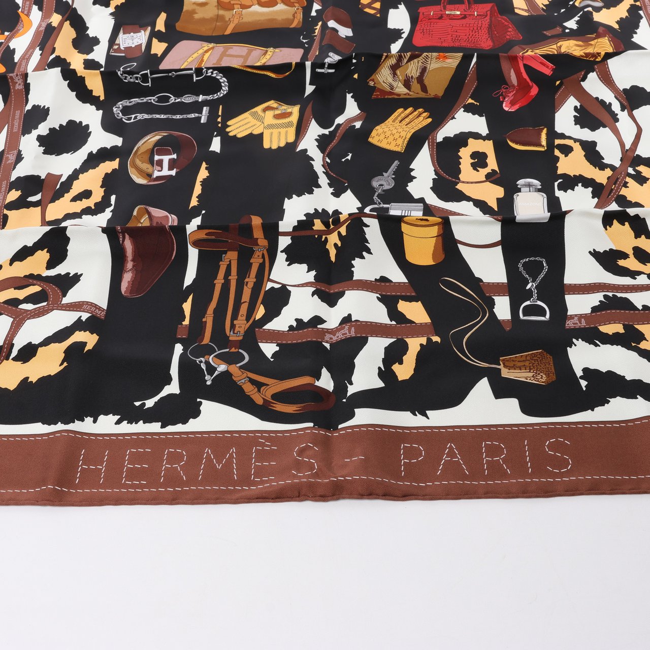 Hermès Hermès Carré 90 "Monsieur et Madame" Silk handkerchief in Brown Bruin
