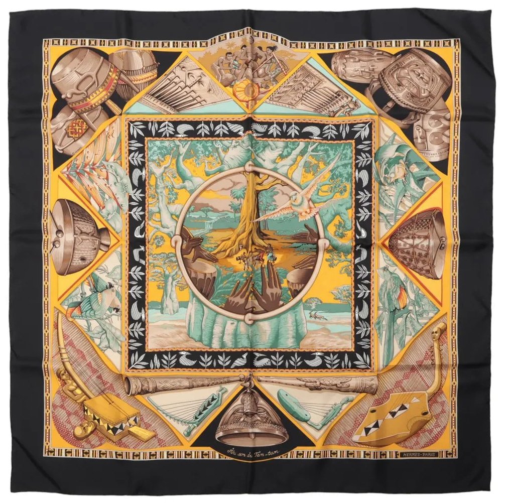 Hermès Hermès Carré 90 "Au Son du Tam Tam" Silk handkerchief in Black Zwart