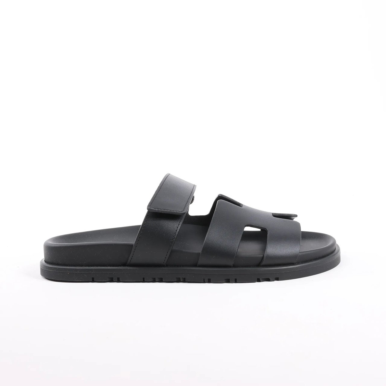 Hermès HERMES Cypre Leather Sandals in Black, Size 38.5 EU Zwart