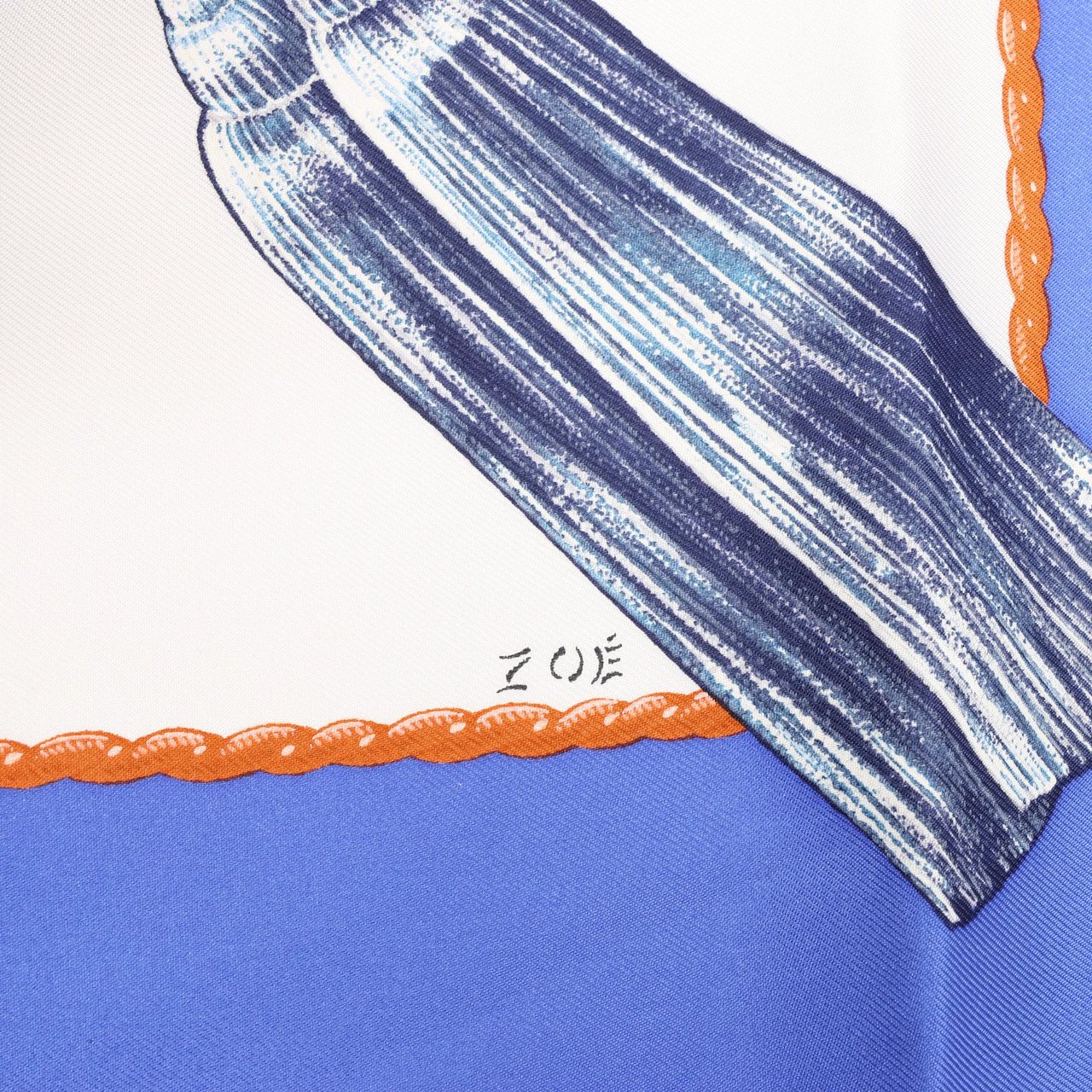 Hermès Hermès Carré 90 "SAMOURAI" Silk handkerchief in Blue Blauw