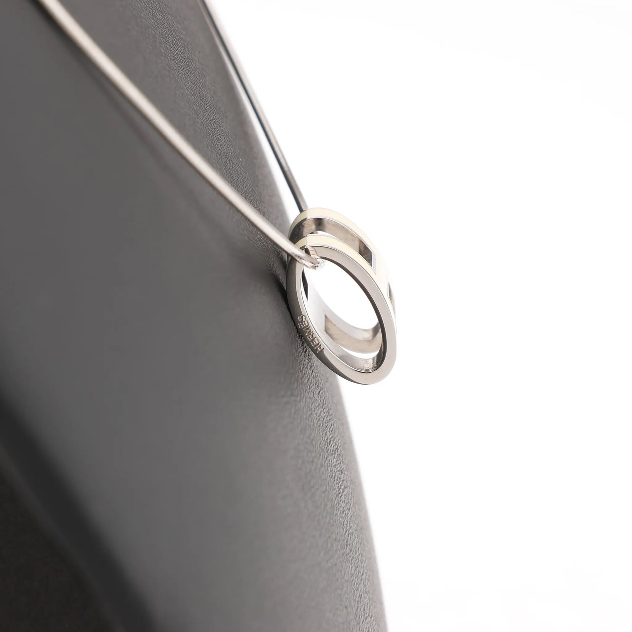 Hermès Hermes Pop H Necklace Metal × 925 in Ecru x Silver Divers