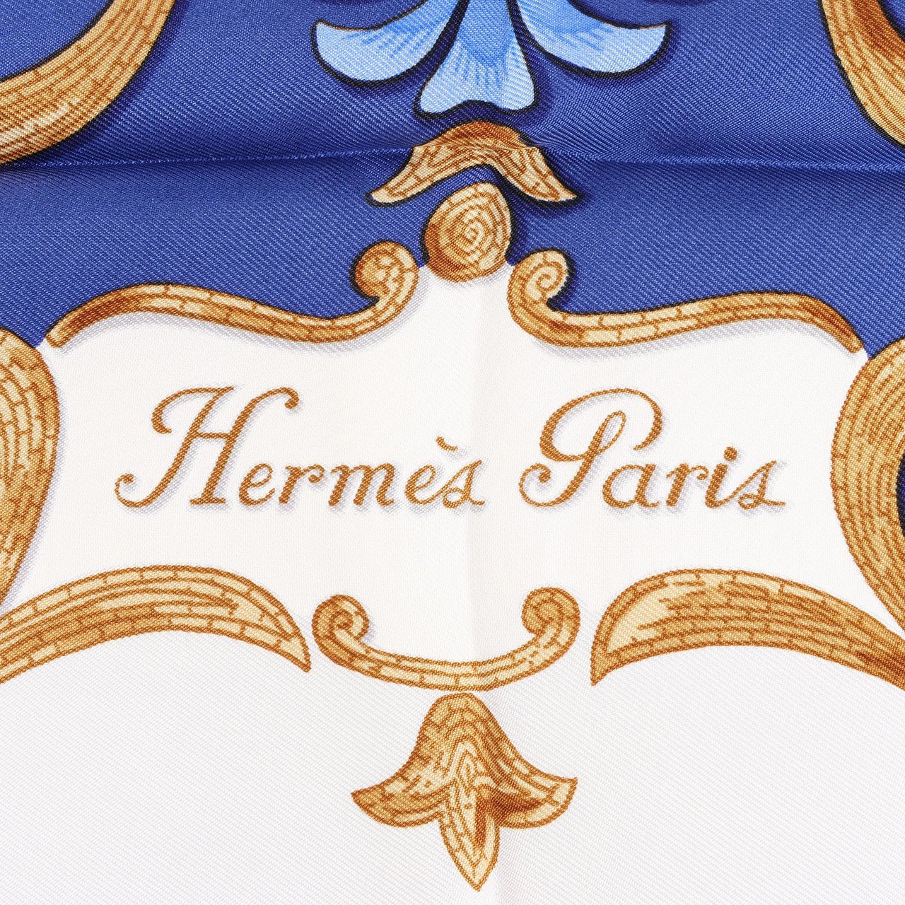 Hermès Hermès Carré 90 "Cheval Turc" Silk handkerchief in Blue Rood