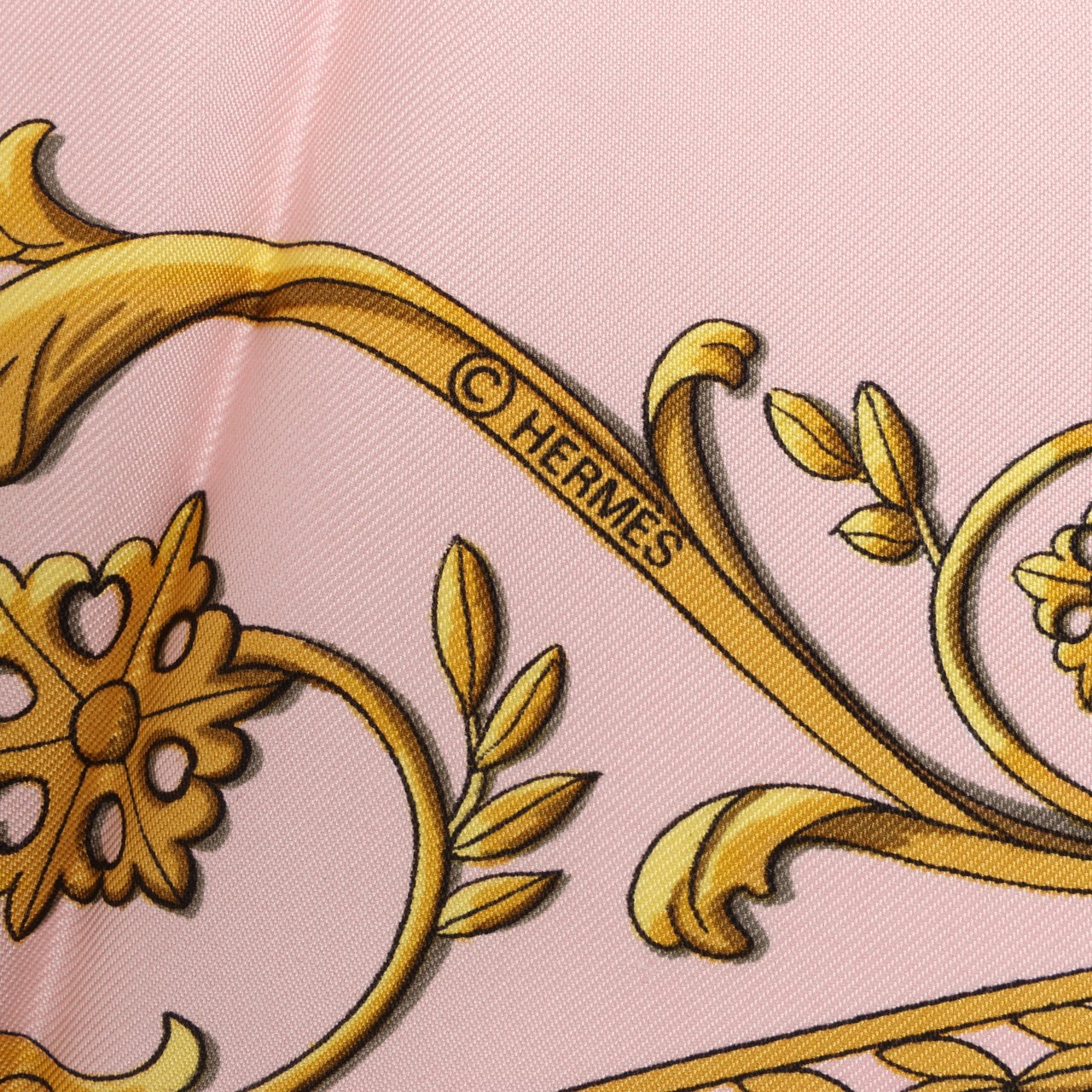 Hermès Hermès Carré 90 "LA PROMENADE DE LONGCHAMPS" Silk handkerchief in Pink Roze