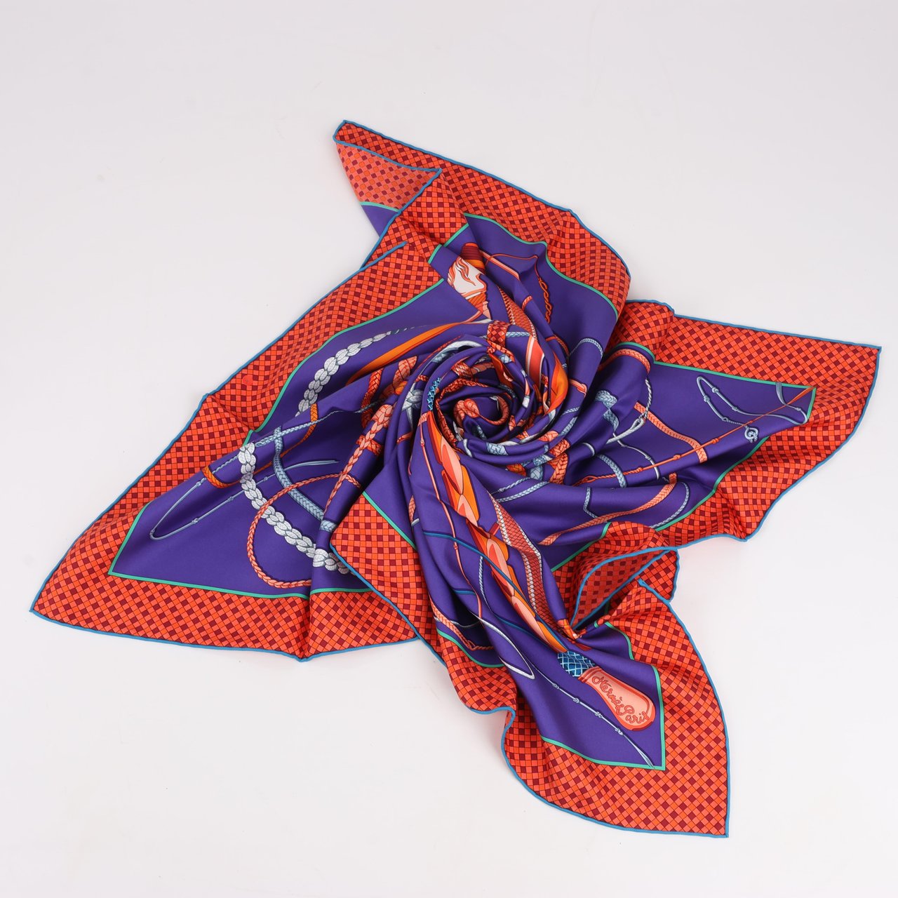Hermès Hermès Carré 90 Fouets et Badines" 100% Silk Scarf in Purple Paars