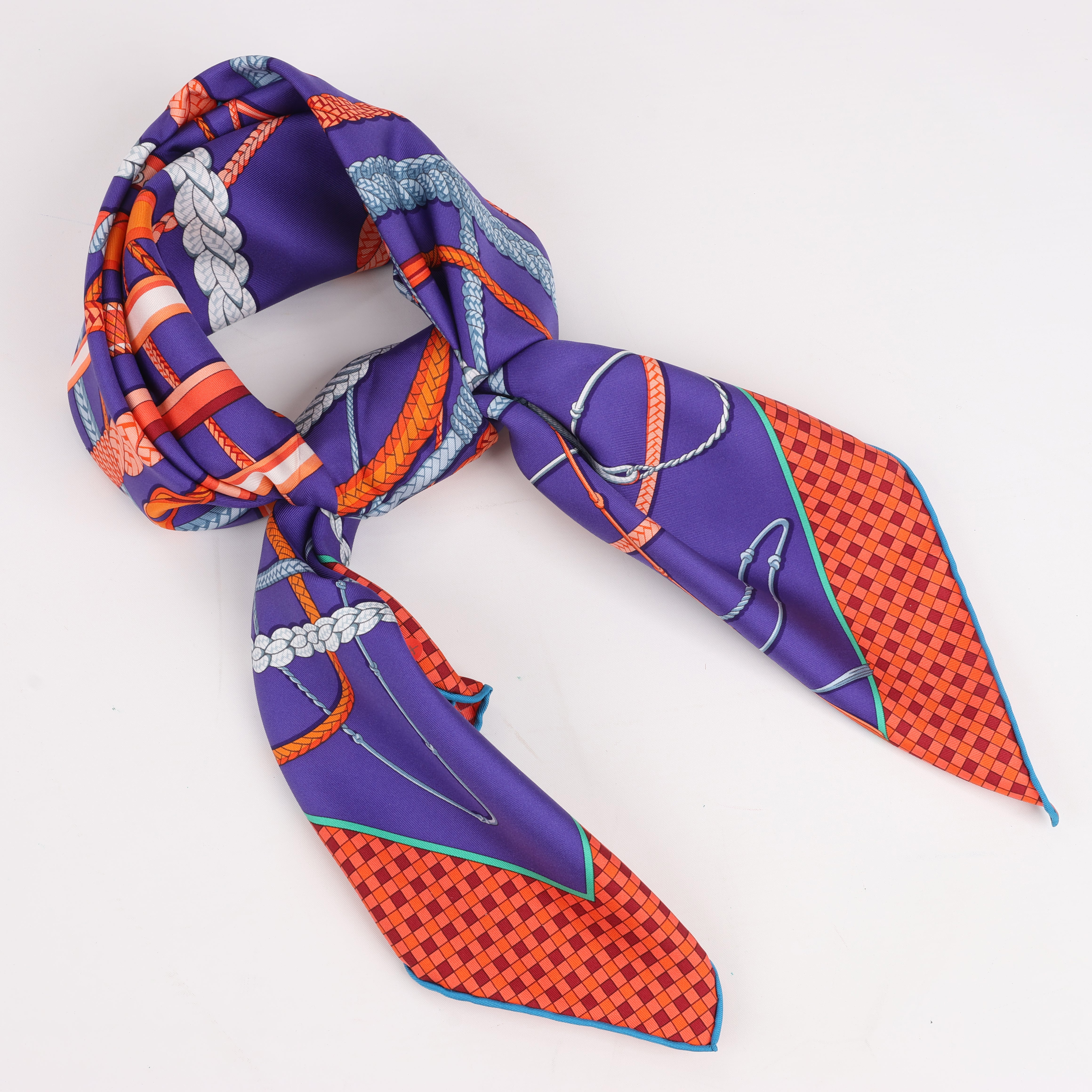 Hermès Hermès Carré 90 Fouets et Badines" 100% Silk Scarf in Purple Paars