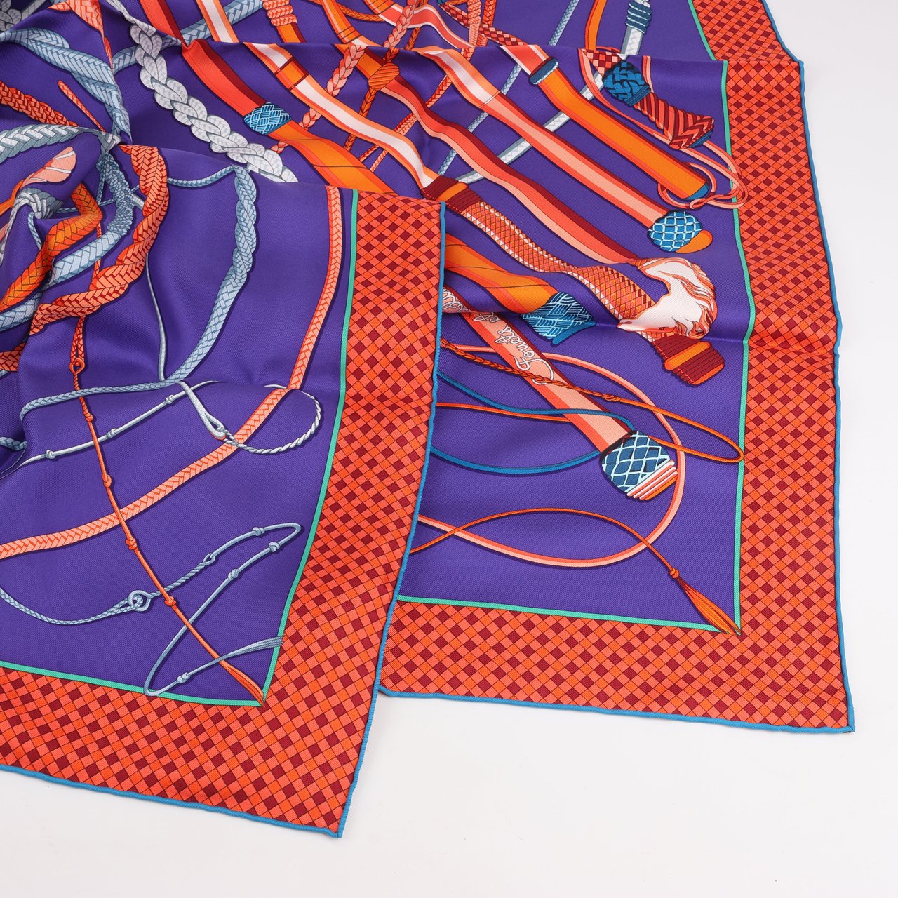 Hermès Hermès Carré 90 Fouets et Badines" 100% Silk Scarf in Purple Paars