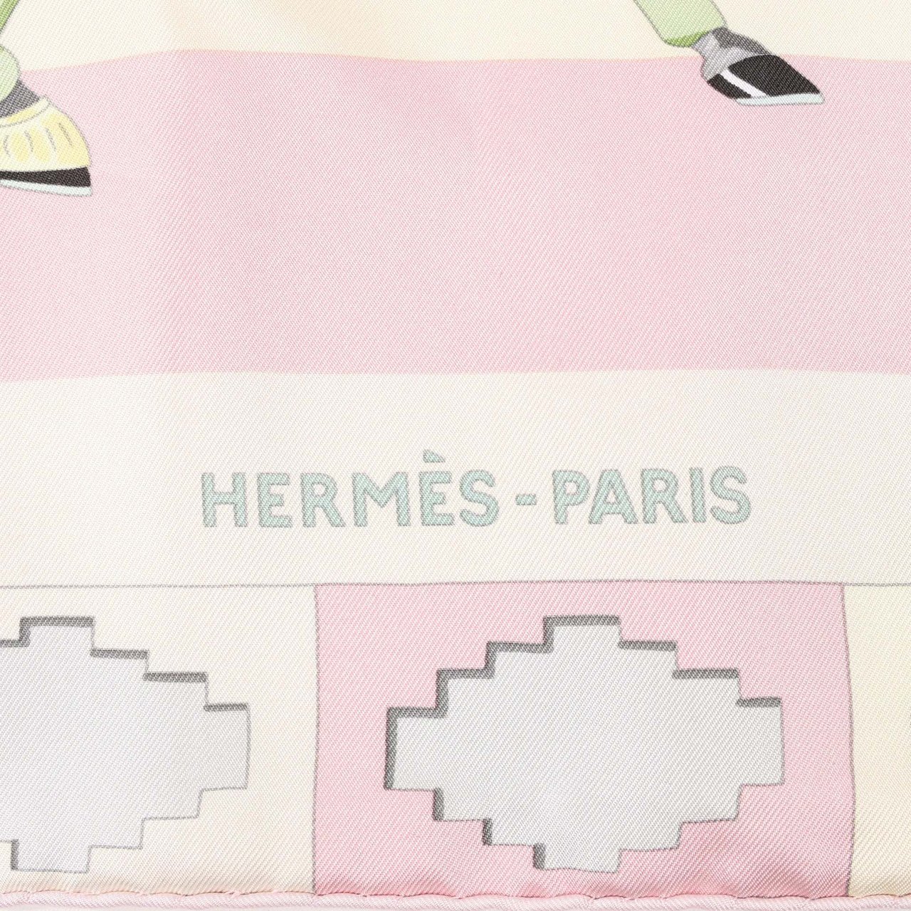 Hermès Hermes Carré 90 "LES PONEYS DE POLO" Silk handkerchief in Pink Roze