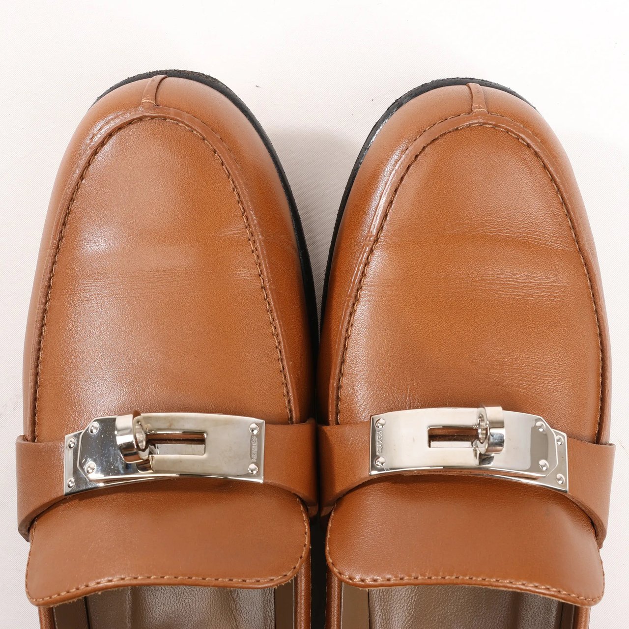 Hermès HERMES Kelly Leather Loafer in Brown, Size 37 EU Bruin