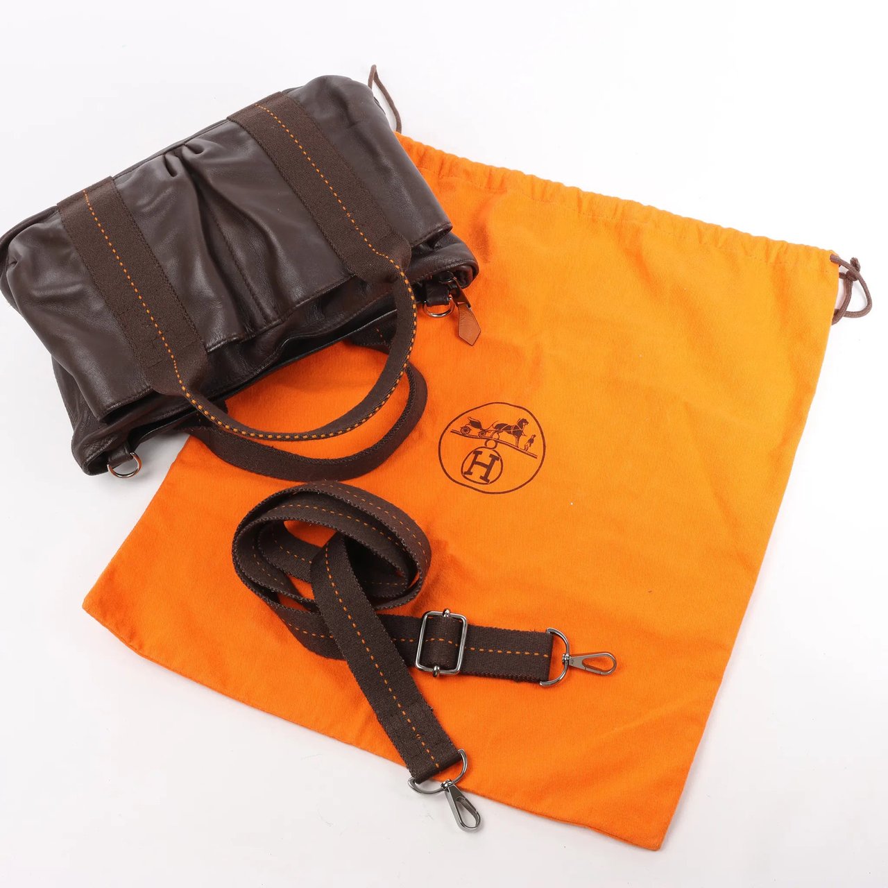 Hermès Hermes Caravan Horizontal PM Veau Derma Chocolat Silver Metal Fittings 2Way Handbag Bruin