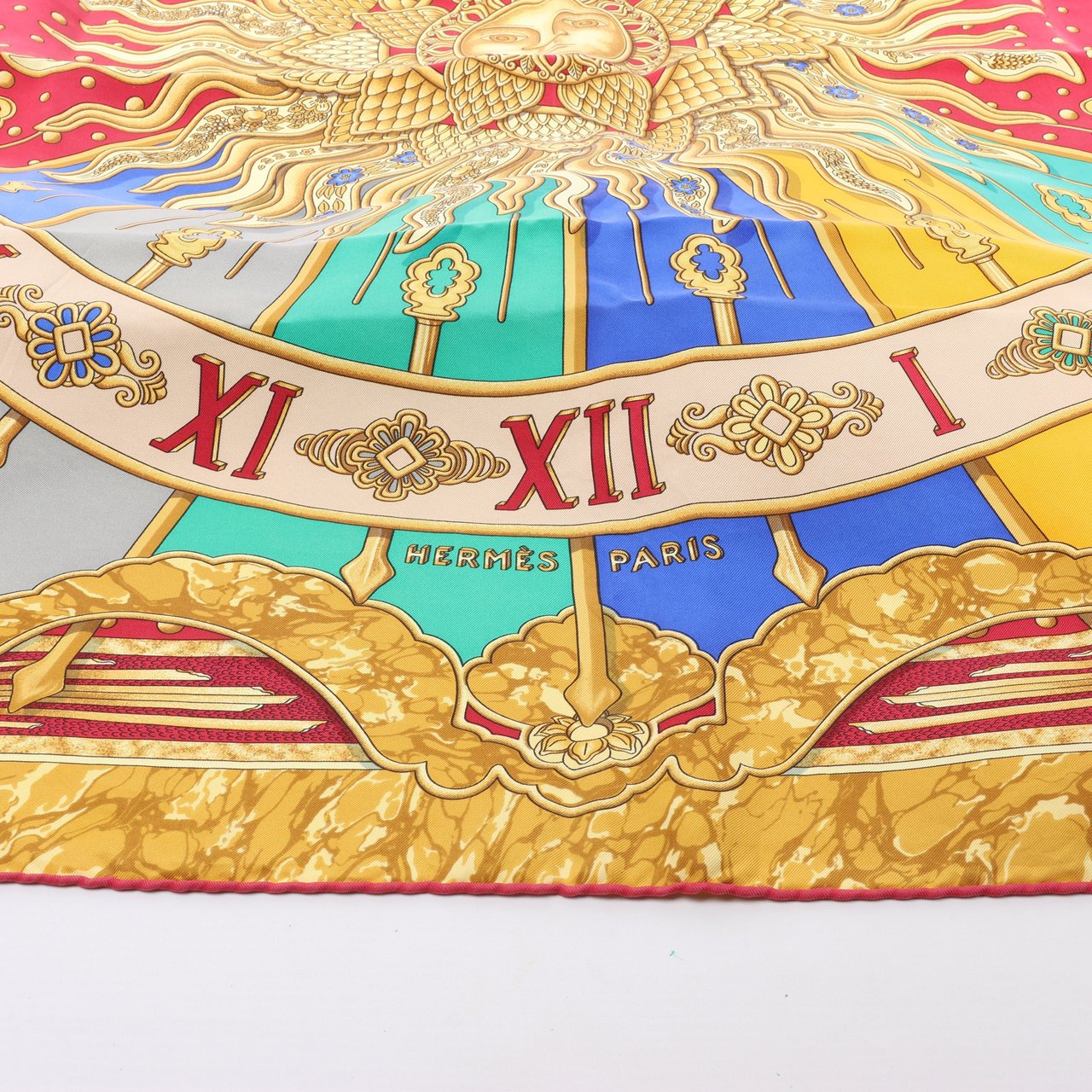 Hermès Hermès Carré 90 "CARPE DIEM" 100% Silk Scarf in Red Rood