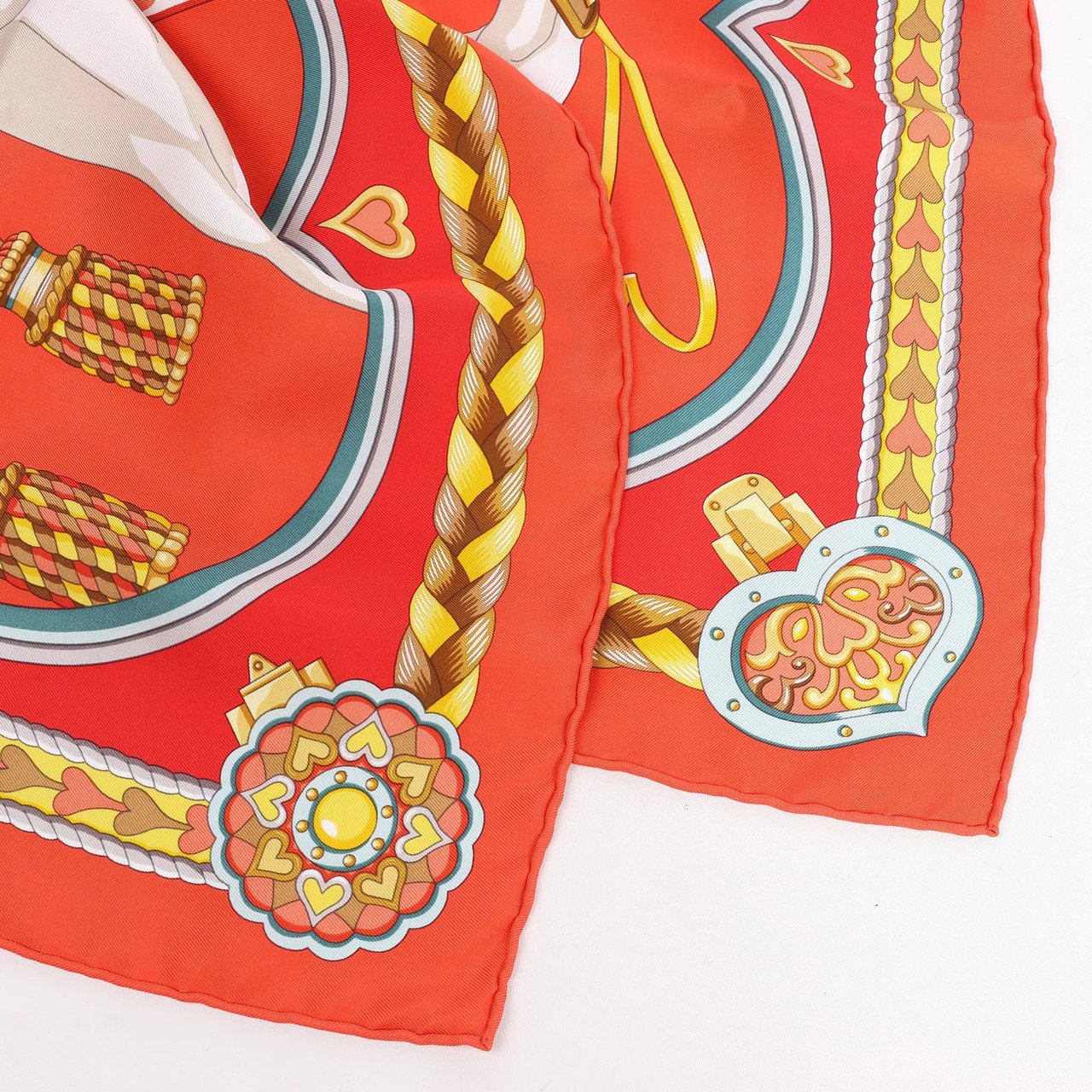 Hermès Hermès Carré 90 "HARNAIS DE COEUR" Silk handkerchief in Red Rood