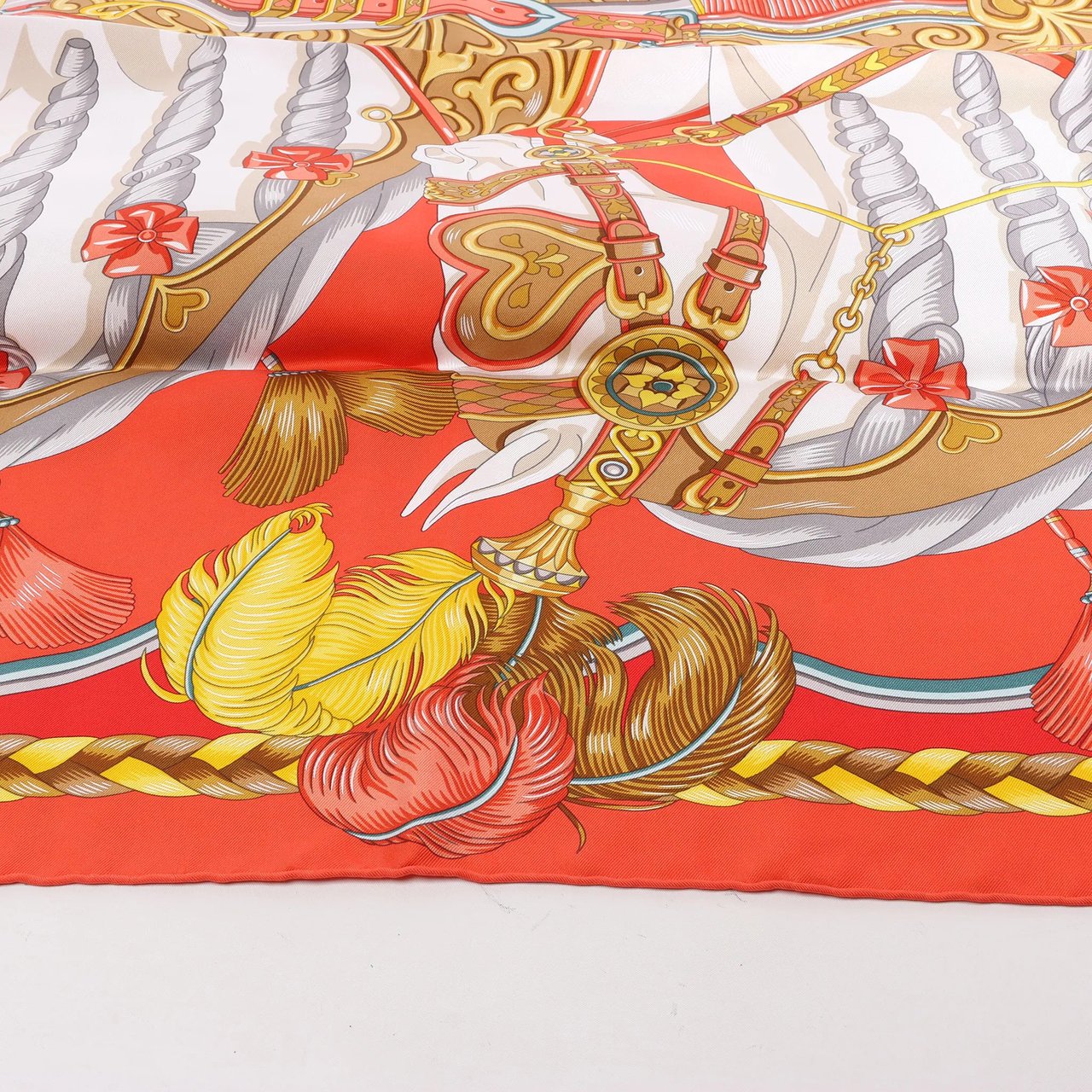 Hermès Hermès Carré 90 "HARNAIS DE COEUR" Silk handkerchief in Red Rood