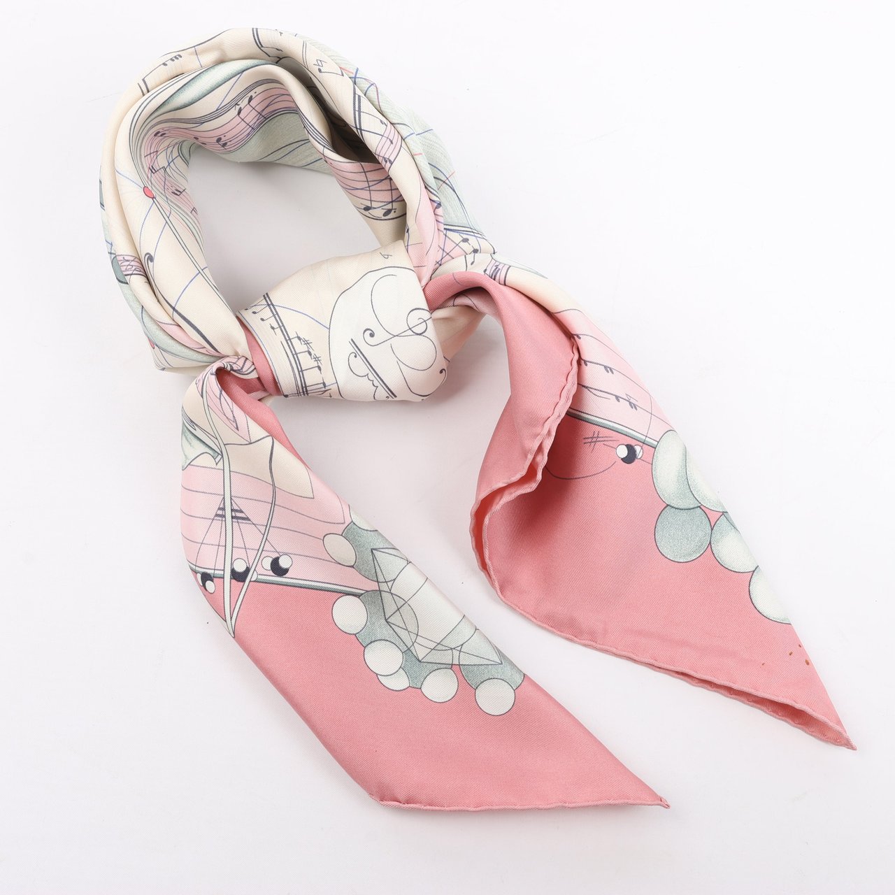 Hermès Hermès Carré 90 "La Musique Des Spheres" 100% Silk Scarf in Pink Roze