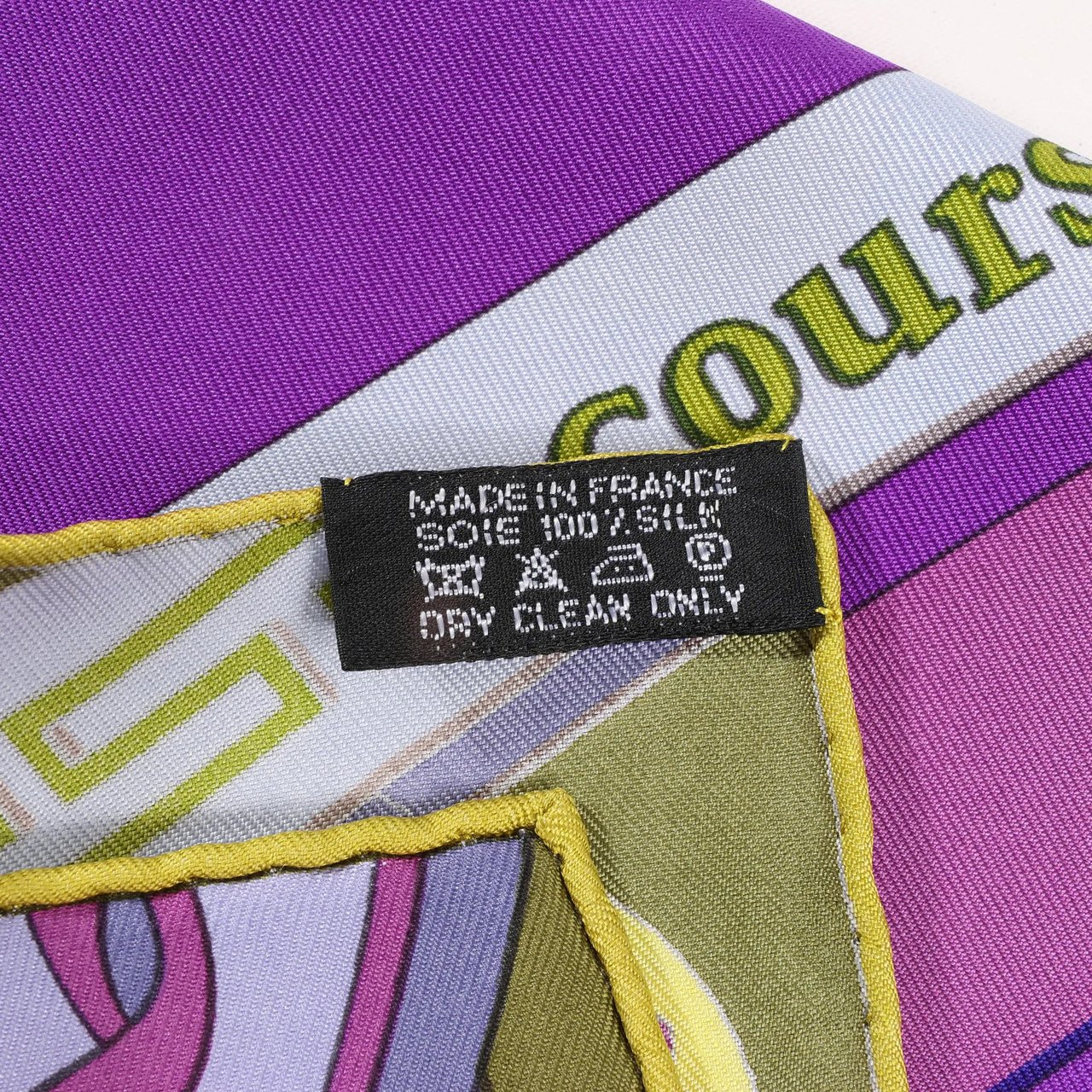 Hermès Hermès Carré 90 "Concours d'etriers Etelier" Silk handkerchief in Purple Paars