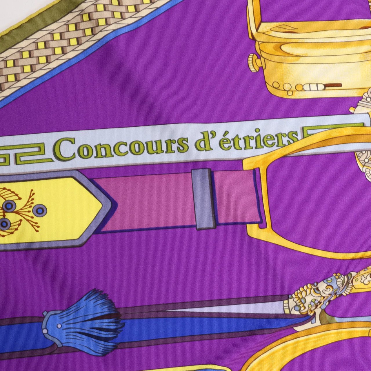 Hermès Hermès Carré 90 "Concours d'etriers Etelier" Silk handkerchief in Purple Paars