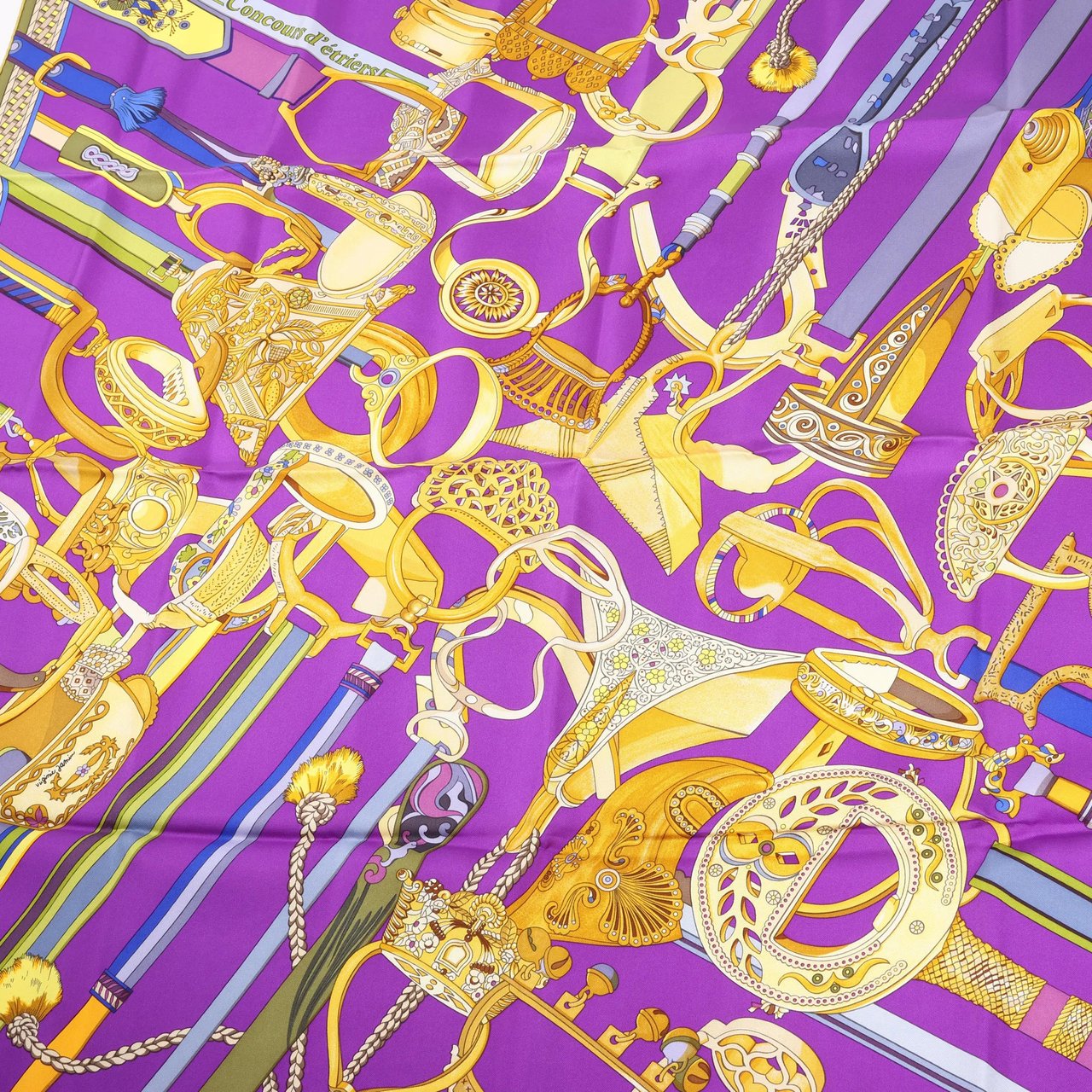 Hermès Hermès Carré 90 "Concours d'etriers Etelier" Silk handkerchief in Purple Paars