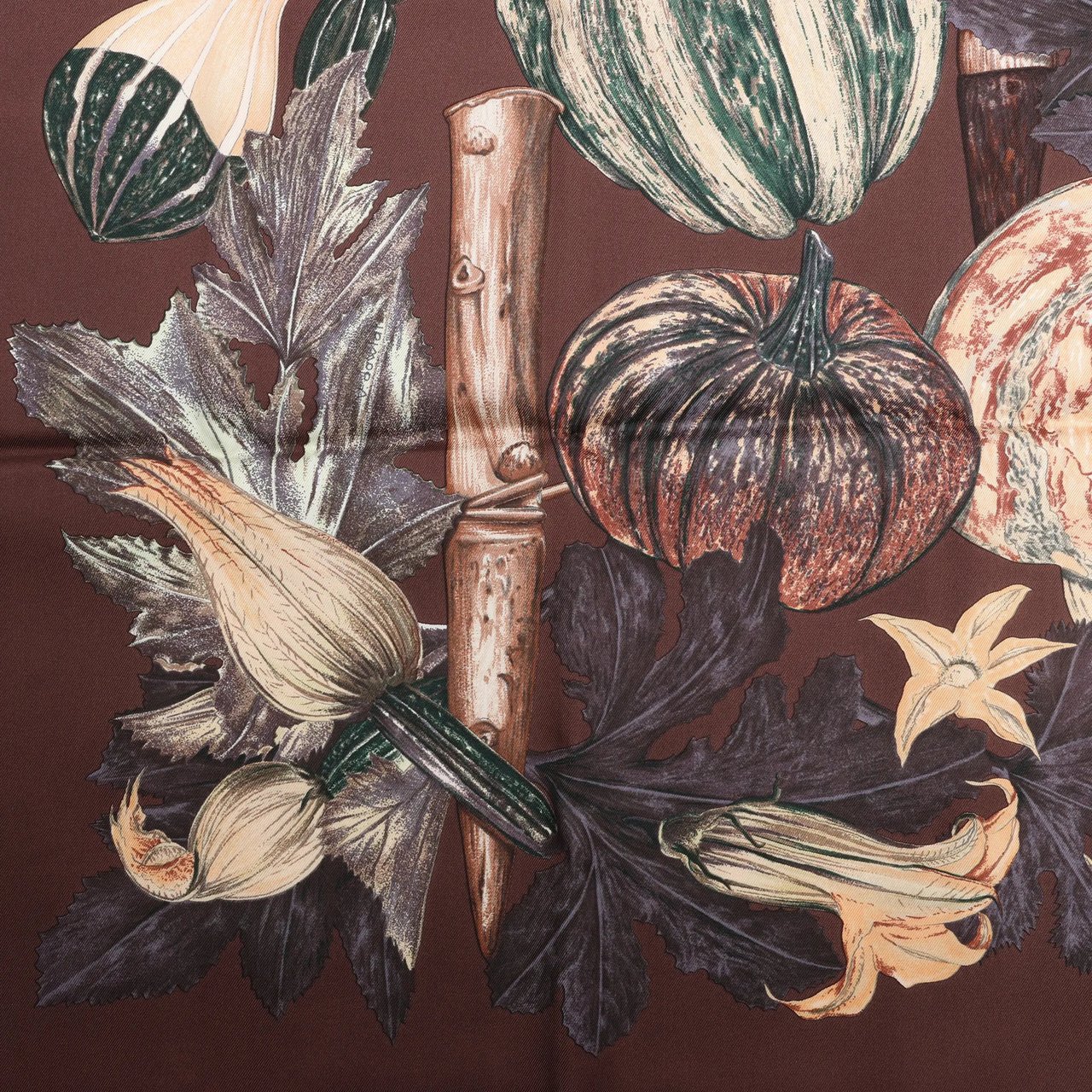 Hermès Hermès Carré 90 "CITROUILLES&COLOQU INTES" Silk handkerchief in Brown Bruin