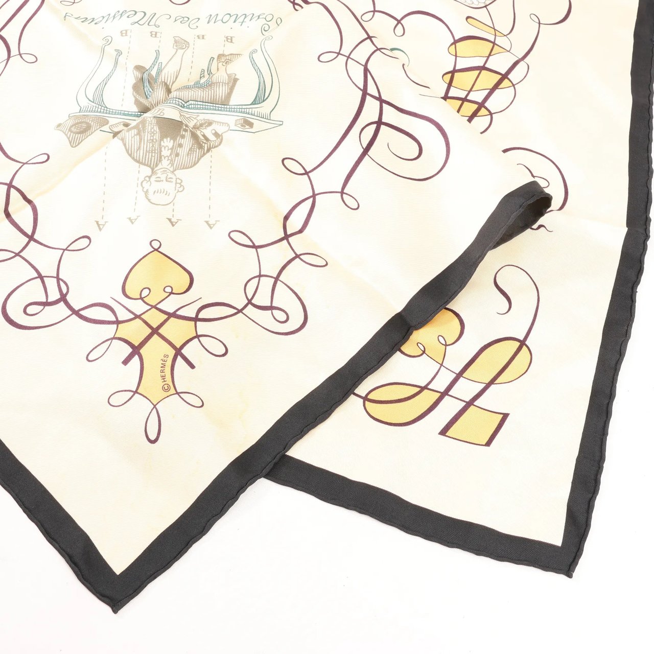 Hermès Hermès Carré 90 "L'ART D'ECRIRE" Silk handkerchief in Beige Beige