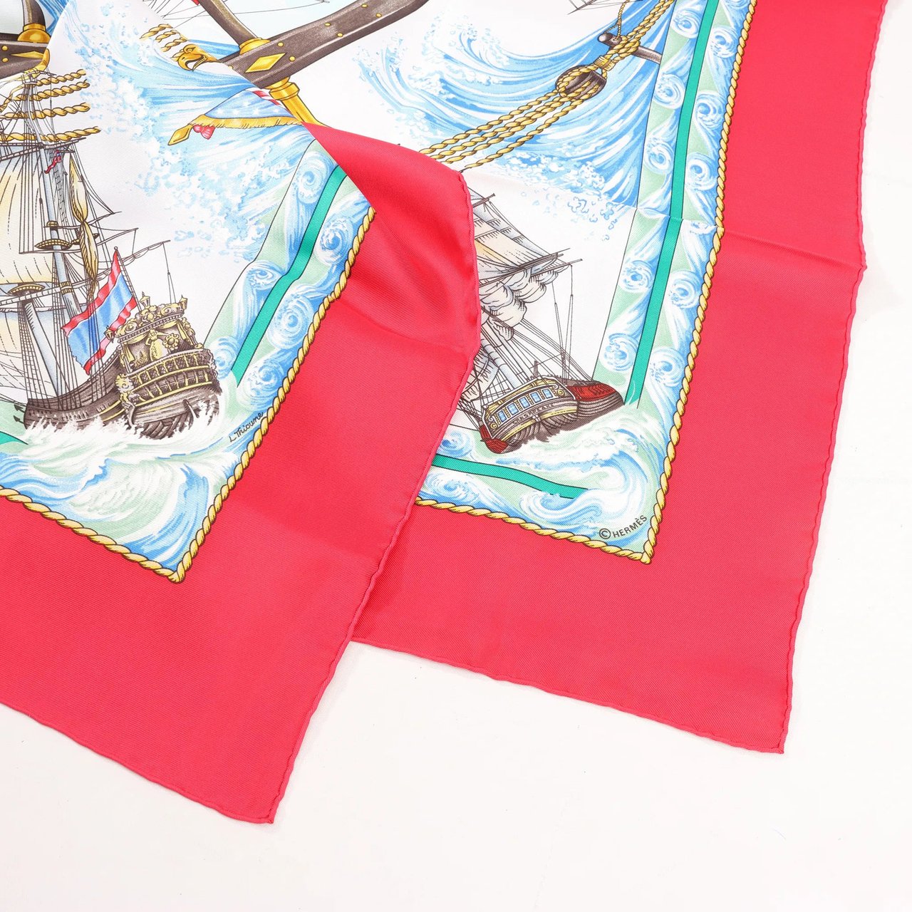 Hermès Hermès Carré 90 "VIVE LE VENT" Silk handkerchief in Red Rood