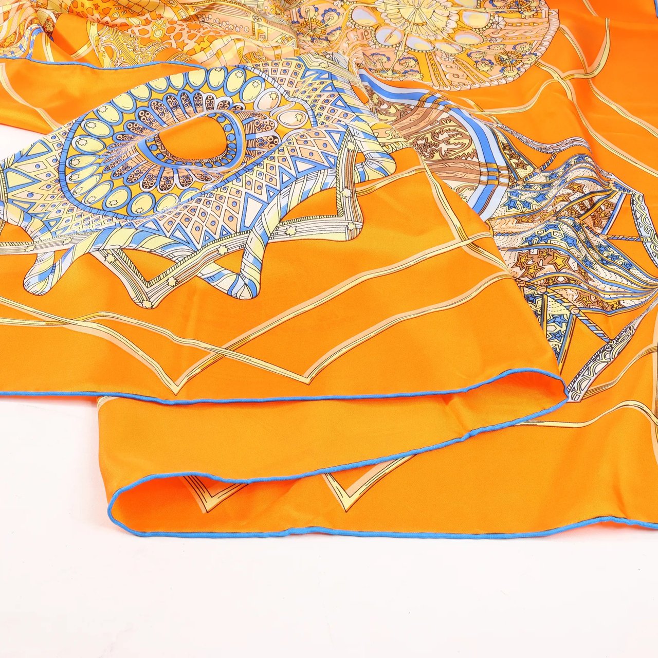 Hermès Hermès Carré 140 "LES DOMES CELESTES" Silk handkerchief in Orange Oranje