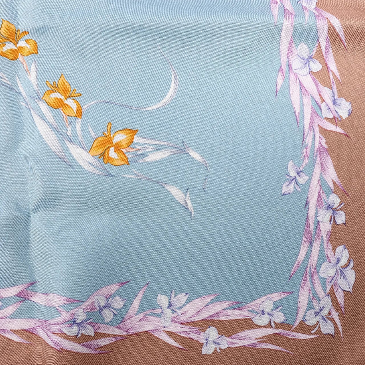 Hermès Hermès Carré 90 "H.d'Origny" Silk handkerchief in Blue Blauw