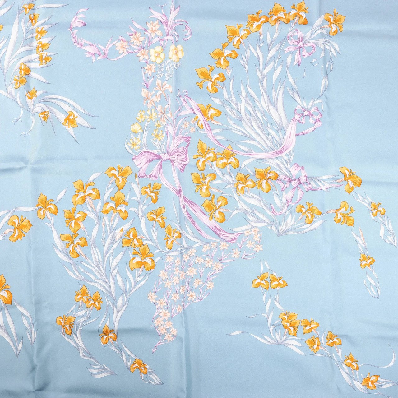 Hermès Hermès Carré 90 "H.d'Origny" Silk handkerchief in Blue Blauw