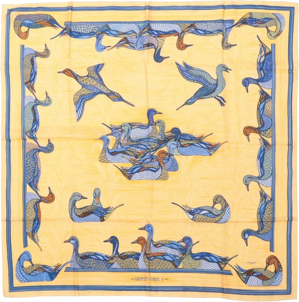 Hermès Hermès Carré 90 "La Mare aux Canards" Silk handkerchief in Yellow Geel