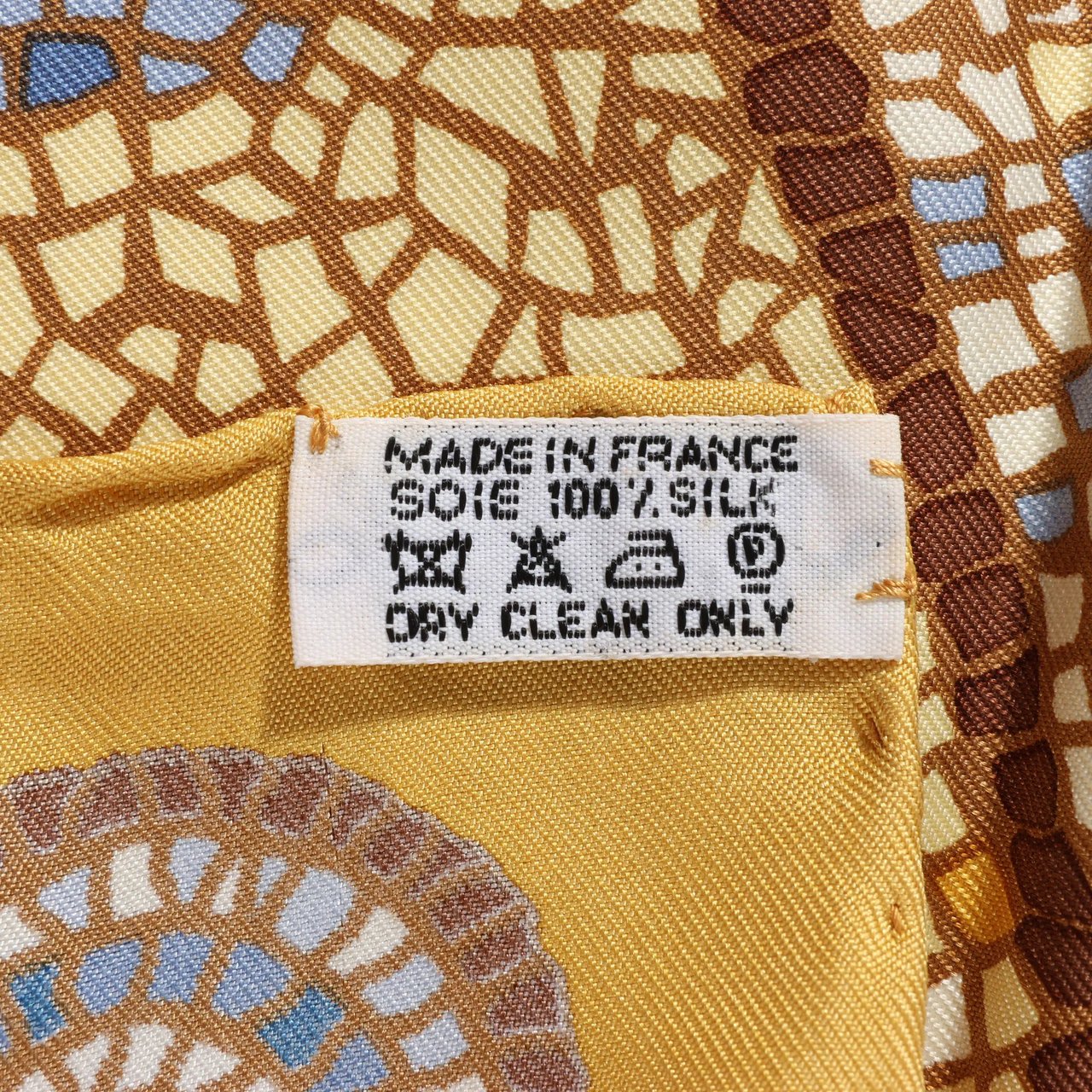 Hermès Hermès Carré 90 "SOUS LE CEDRE" Silk handkerchief in Brown Bruin