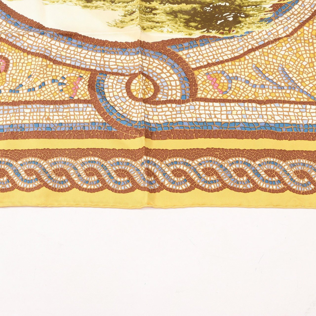 Hermès Hermès Carré 90 "SOUS LE CEDRE" Silk handkerchief in Brown Bruin