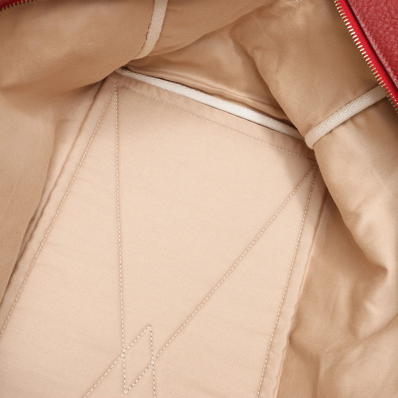 Hermès HERMES Victoria 43 Taurillon Clemence Gold Metal Fittings in Rouge H □D: 2000 Rood