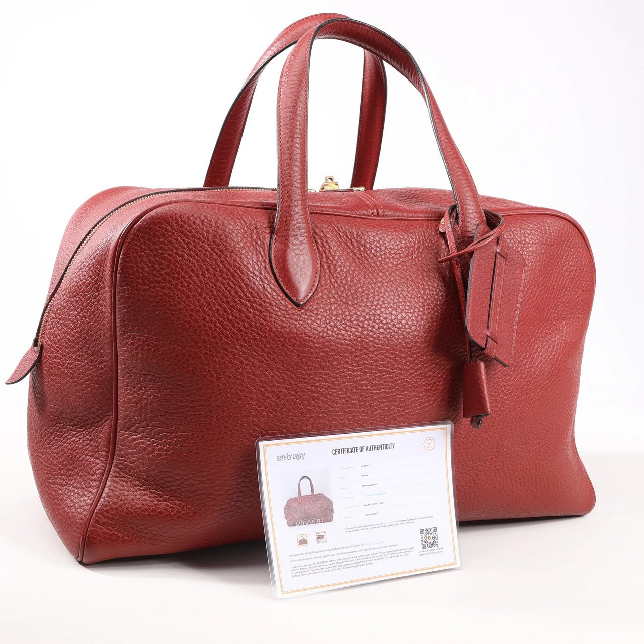 Hermès HERMES Victoria 43 Taurillon Clemence Gold Metal Fittings in Rouge H □D: 2000 Rood