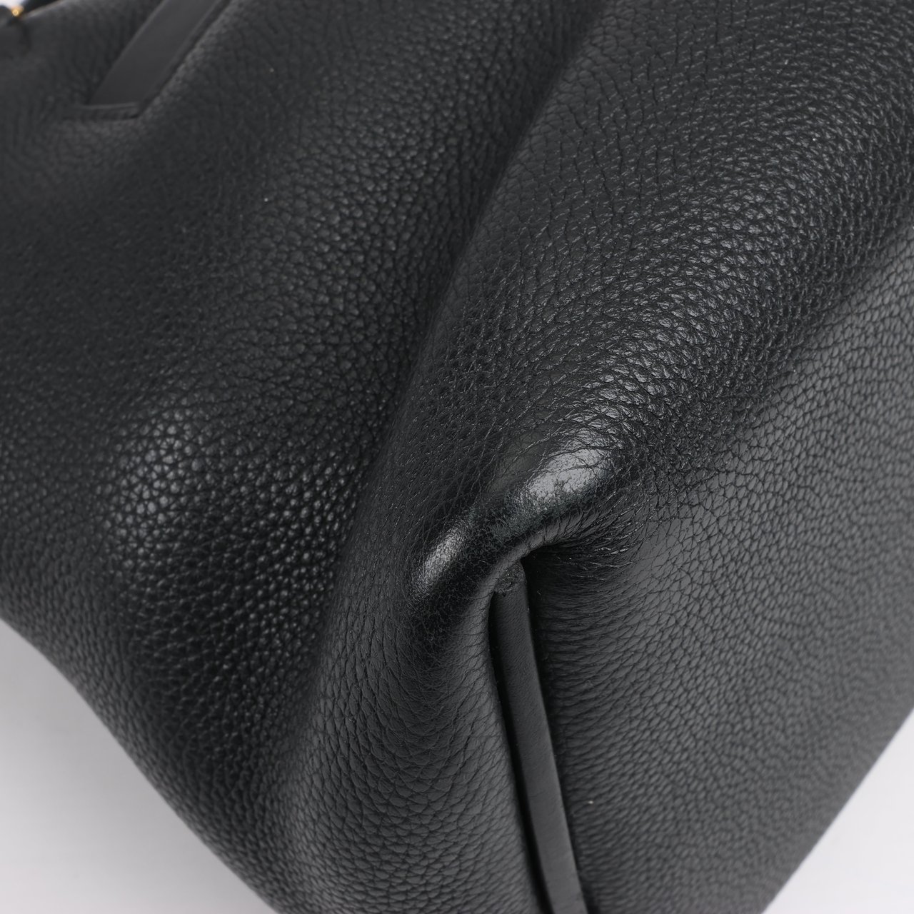 Hermès HERMES 24/24 29 Togo Leather Handbag in Black and Gold Metal Fittings D: 2019 Zwart