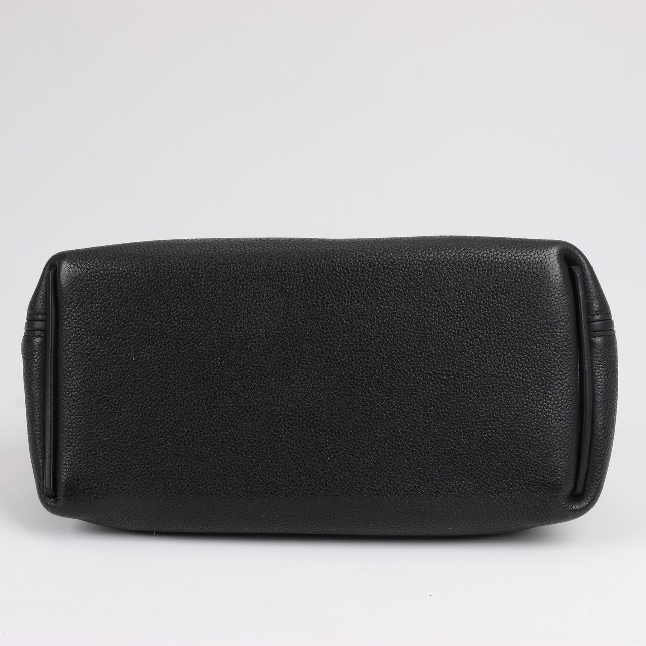 Hermès HERMES 24/24 29 Togo Leather Handbag in Black and Gold Metal Fittings D: 2019 Zwart