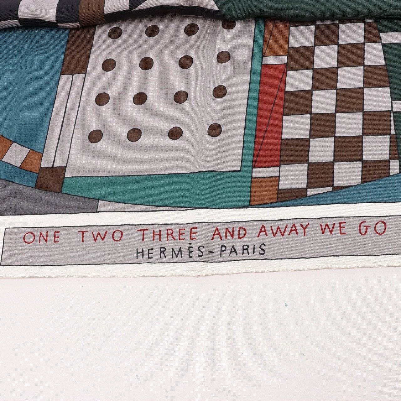 Hermès Hermès Carré 140 "ONE TWO THREE AND AWAY WE GO" Silk handkerchief in Gray Grijs