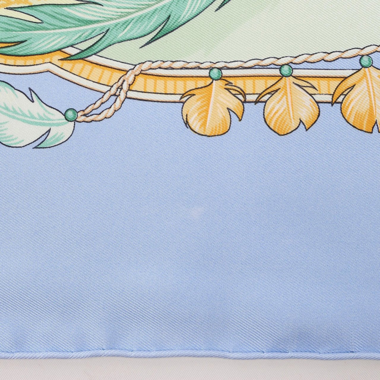 Hermès Hermès Carré 90 "AMAZONIA" Silk handkerchief in Blue Blauw