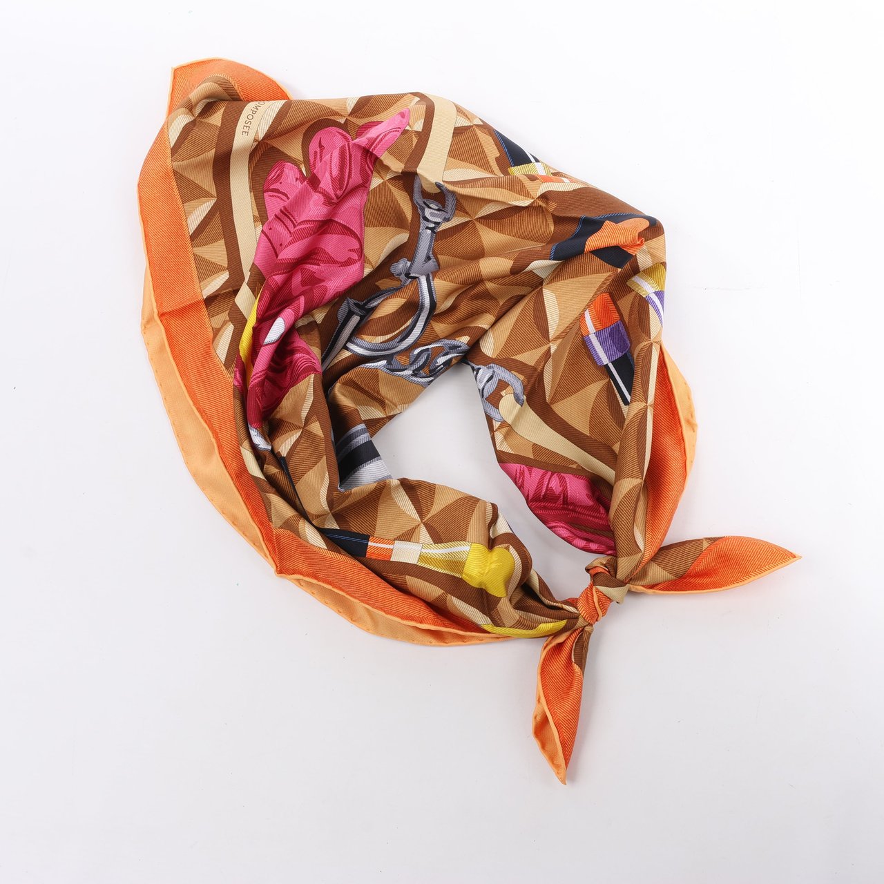 Hermès Hermès Carré 90 "BEAUTE COMPOSEE" Silk handkerchief in Orange Oranje