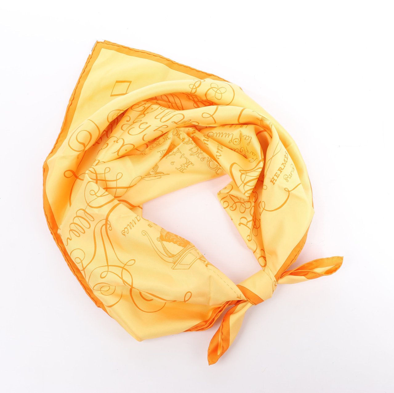 Hermès Hermès Carré 90 "L'ART D'ECRIRE" Silk handkerchief in Yellow Geel