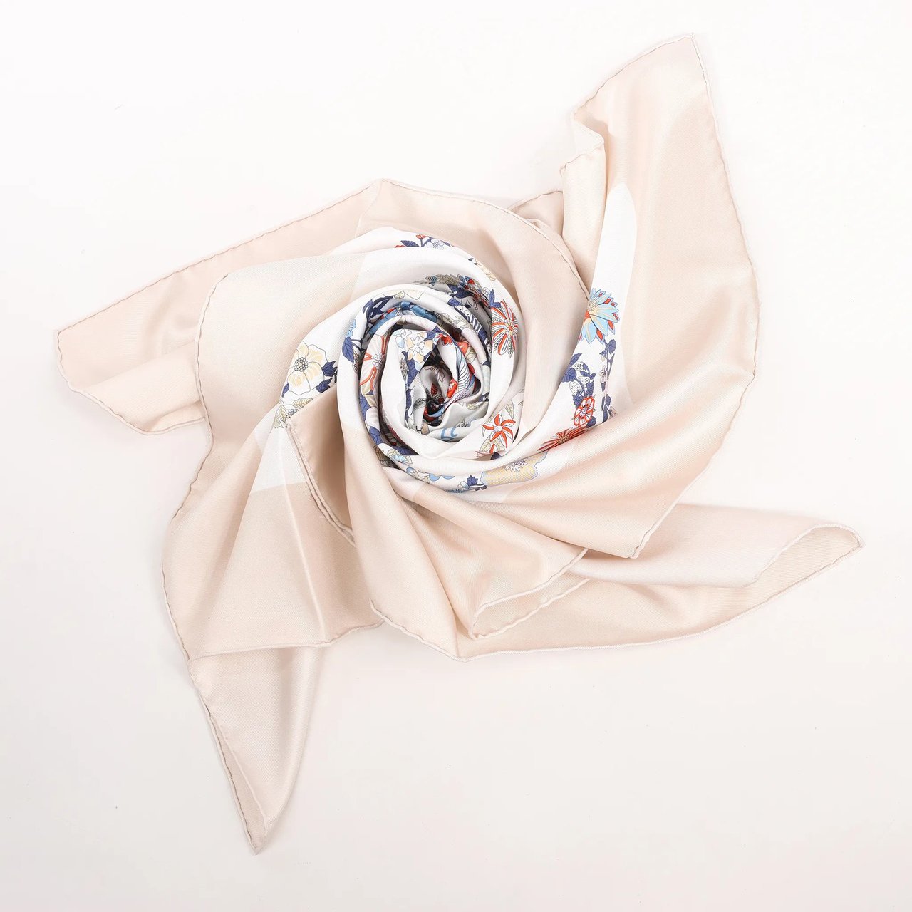 Hermès Hermès Carré 90 "BRIDES DE GALA EN FLEURS" Silk handkerchief in Beige Divers