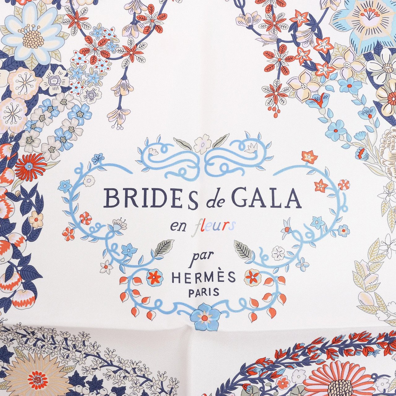 Hermès Hermès Carré 90 "BRIDES DE GALA EN FLEURS" Silk handkerchief in Beige Divers