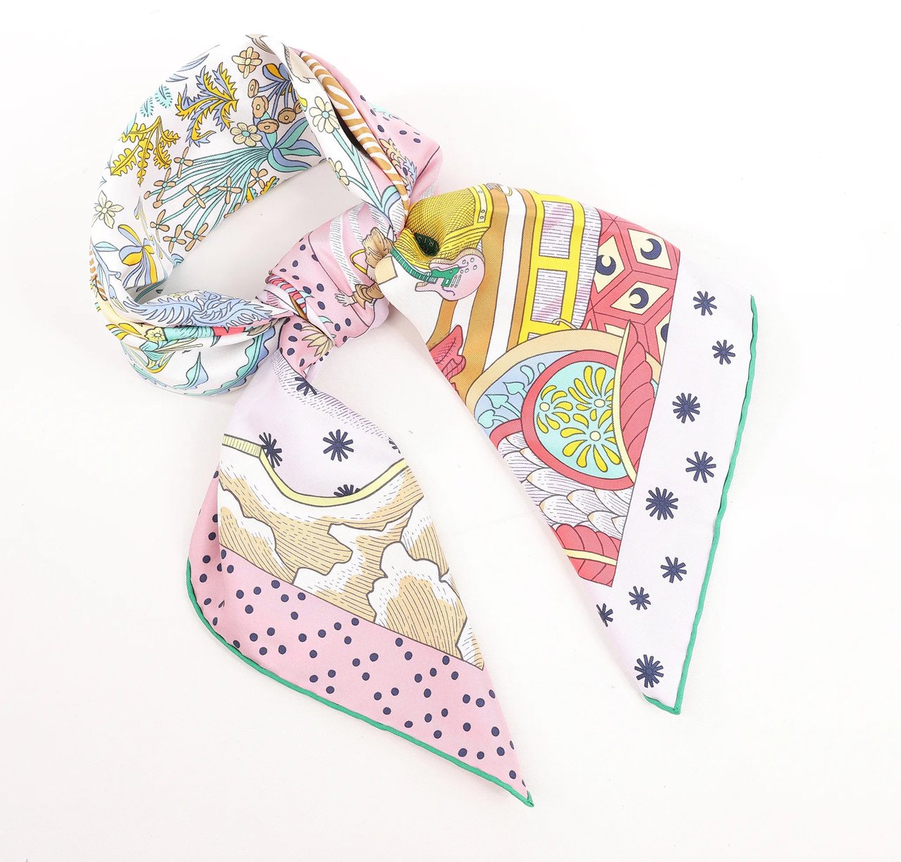 Hermès Hermès Carré 90 "Le Premier Chant" Silk handkerchief in Pink Divers